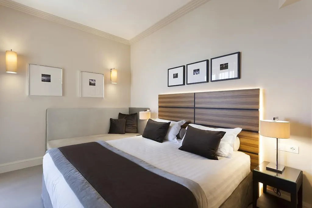 Hotel Ambasciatori Rimini 4*,