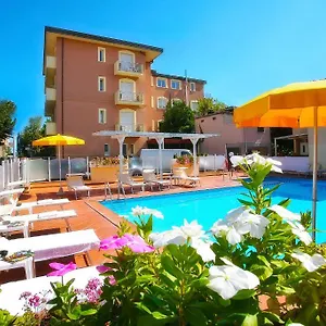 3* Апарт-отель I Girasoli